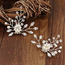 Load image into Gallery viewer, Daffodil Shoe Clips