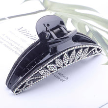 Load image into Gallery viewer, Leafy Hair Clip