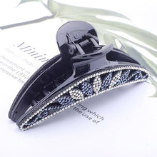 Load image into Gallery viewer, Leafy Hair Clip