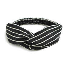 Load image into Gallery viewer, Holly Headband