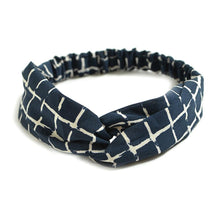 Load image into Gallery viewer, Holly Headband