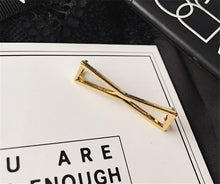 Load image into Gallery viewer, Iris Shoelace Decoration